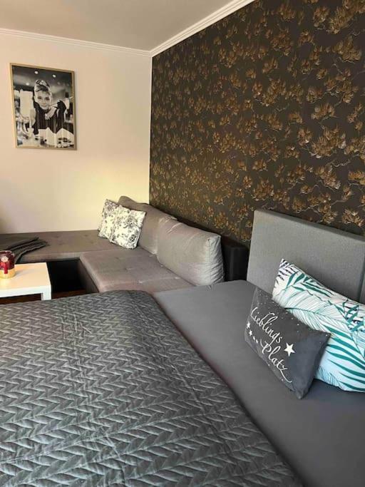 Patrick Apartment โกทา ภายนอก รูปภาพ